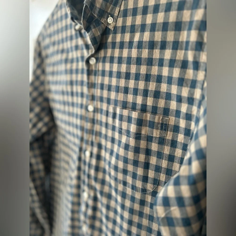Classic Vintage J. Crew Men’s Button-Down Sz S | Blue and Beige | Secret Wash